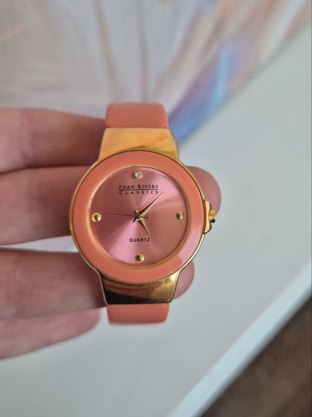 Кораловий люцитовий годинник W10004 фото
